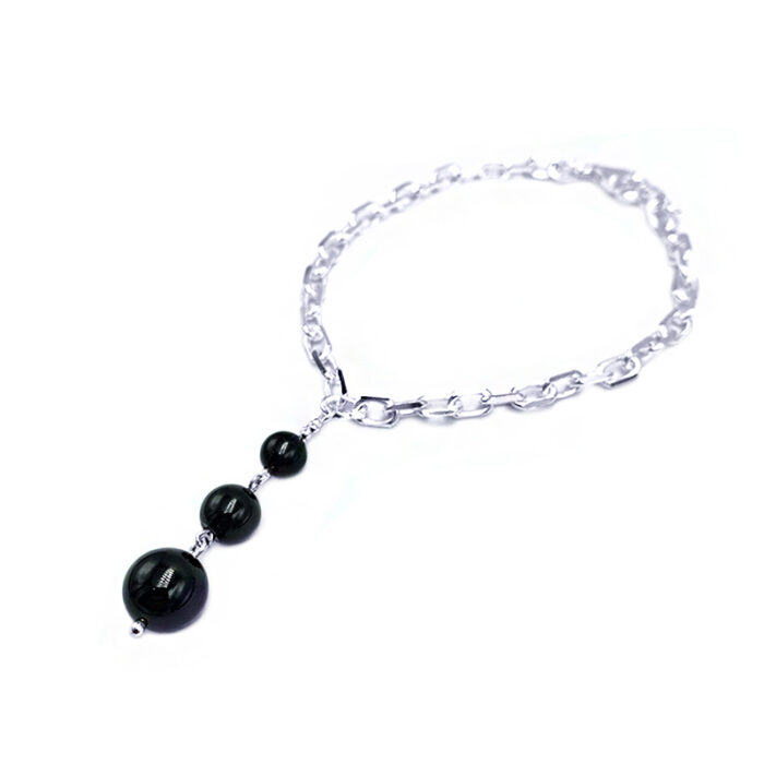 Χειροποίητο ασημένιο φυλαχτό αυτοκινήτου με Μαύρη Τουρμαλίνη – Ο λίθος της προστασίας