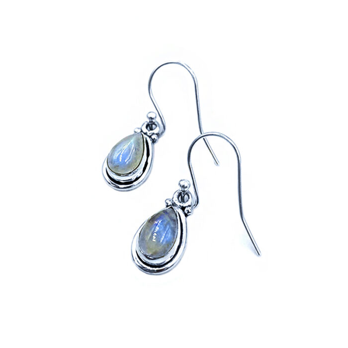 Χειροποίητα σκουλαρίκια με Φεγγαρόπετρα (Moonstone) δάκρυ από ασήμι 925° – Ο λίθος της διαίσθησης
