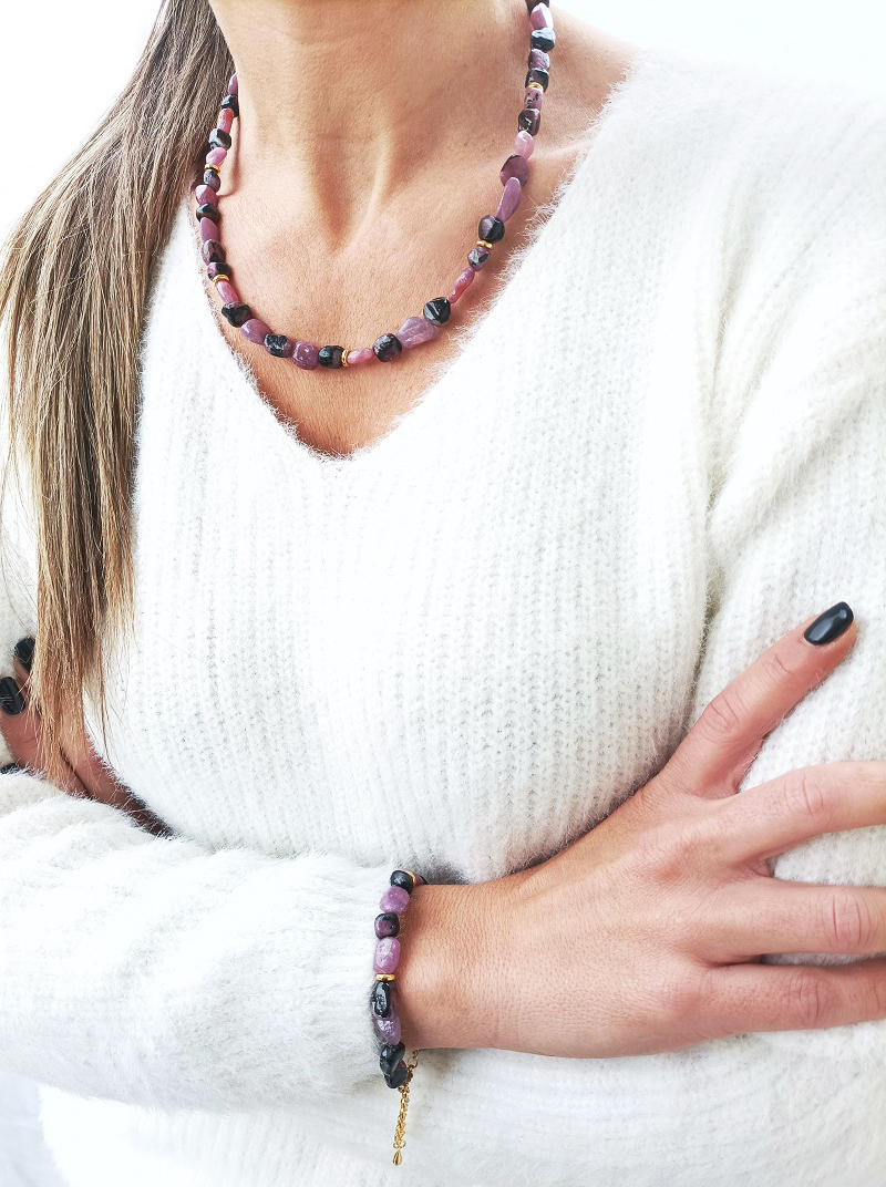 Χειροποίητο κολιέ Ρουμπίνι – Ο πολύτιμος λίθος του πάθους και της αγάπης - Image 2