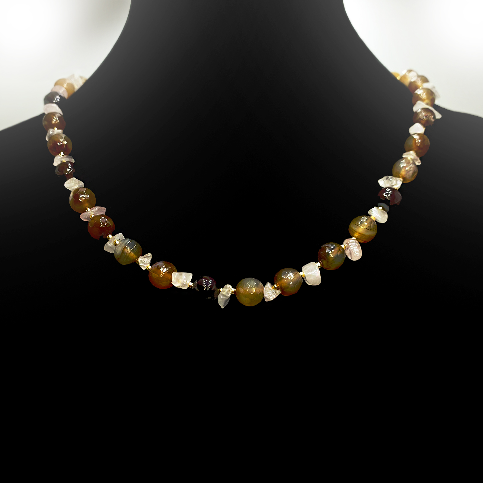 Χειροποίητο κολιέ Αχάτης και Λευκός Χαλαζίας