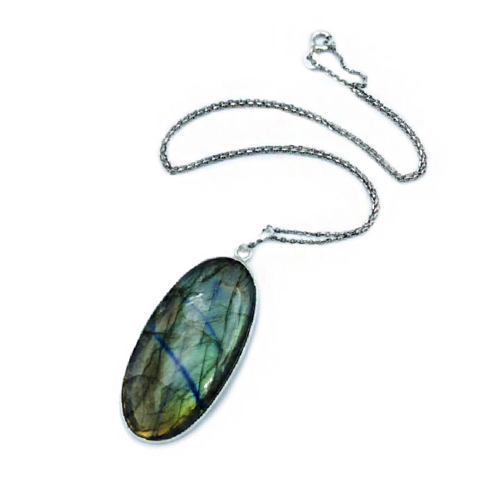 Χειροποίητο μενταγιόν με Λαμπραδορίτη (οβάλ 3,2 Χ 1,8m) από ασήμι 925°