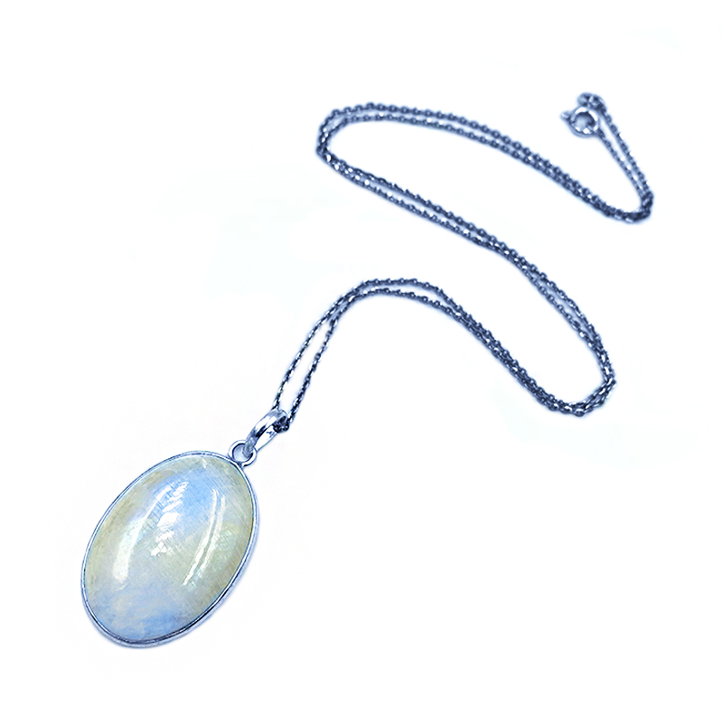 Ασημένιο χειροποίητο μενταγιόν με Φεγγαρόπετρα (Moonstone) οβάλ – Ο λίθος της διαίσθησης - Image 2