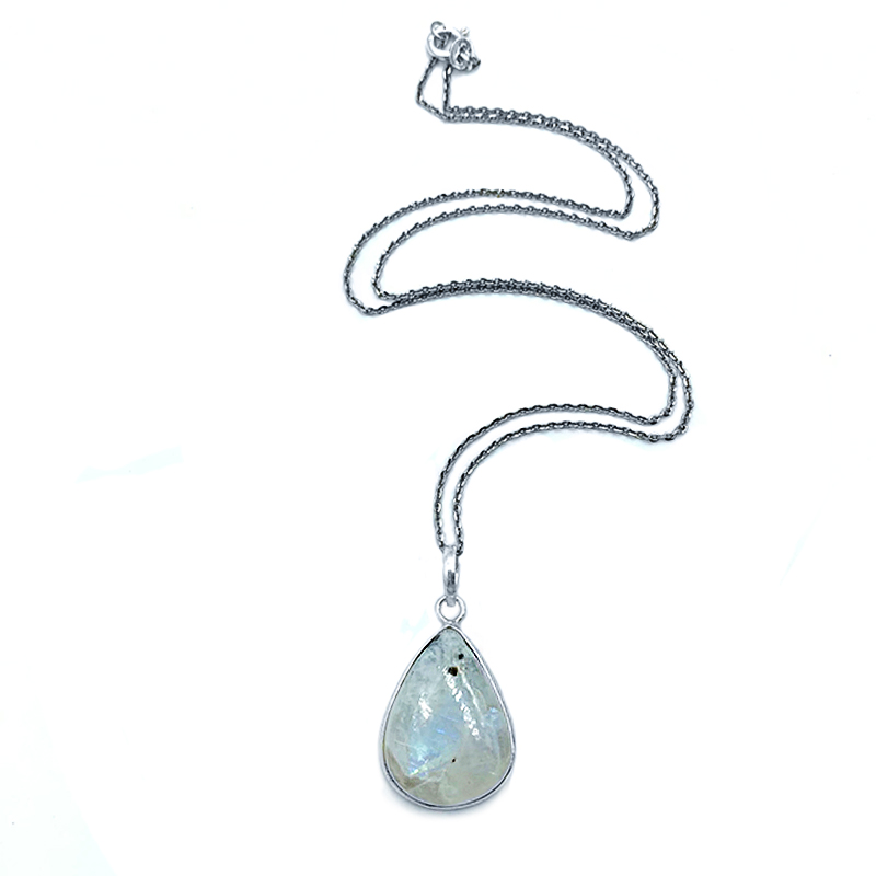 Ασημένιο χειροποίητο μενταγιόν με Φεγγαρόπετρα (Moonstone) – Ο λίθος της διαίσθησης - Image 2