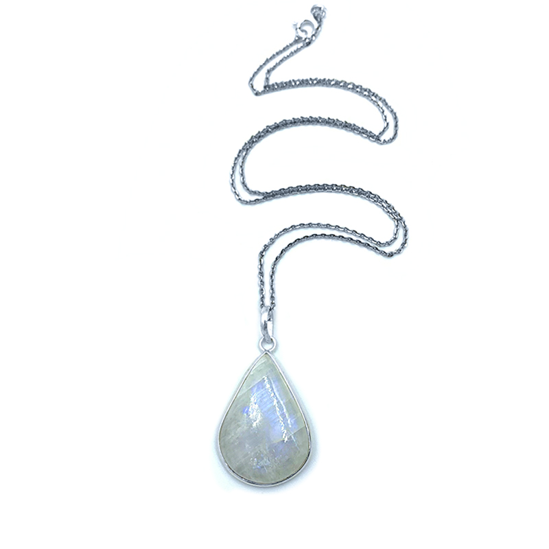 Ασημένιο χειροποίητο μενταγιόν με Φεγγαρόπετρα (Moonstone) – Ο λίθος της διαίσθησης - Image 3