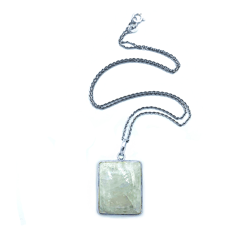 Ασημένιο χειροποίητο μενταγιόν με Φεγγαρόπετρα (Moonstone) – Ο λίθος της διαίσθησης - Image 2