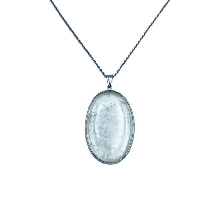 Χειροποίητο ασημένιο μενταγιόν Λευκός Χαλαζίας (οβάλ) – Ο βασιλιάς των λίθων