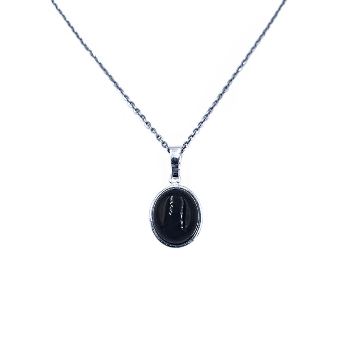 Χειροποίητο Ασημένιο μενταγιόν Μαύρος Όνυχας (οβάλ) – Ο λίθος της αντοχής και της επιμονής