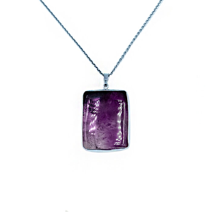 Χειροποίητο μενταγιόν Αμέθυστος (τετράγωνο) σε ασήμι 925° – Ο λίθος της ηρεμίας και της πίστης