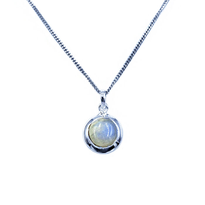 Χειροποίητο ασημένιο μενταγιόν Φεγγαρόπετρα (Moonstone) (στρογγυλο 1cm) – Ο λίθος της διαίσθησης