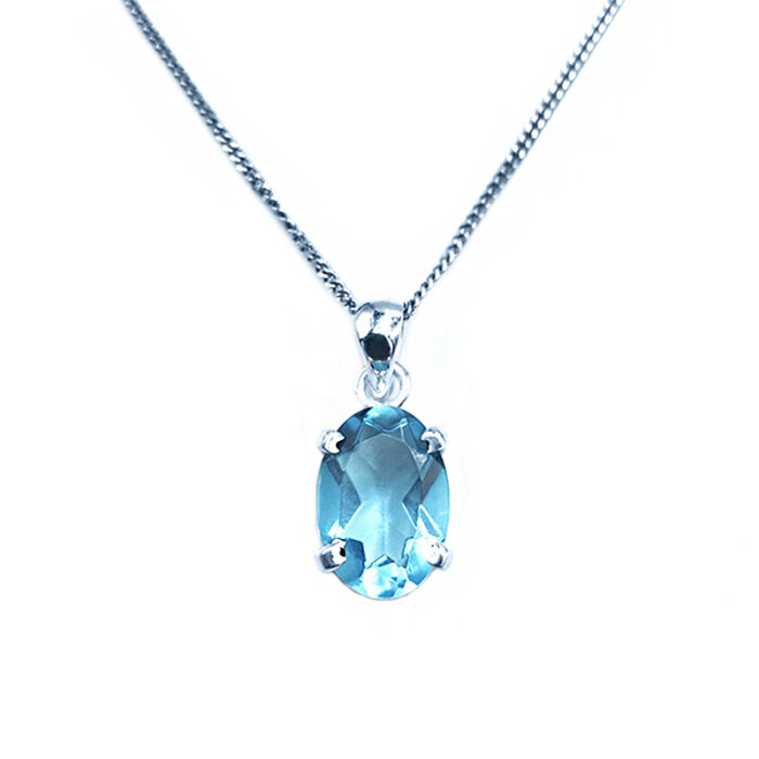 Χειροποίητο ασημένιο μενταγιόν με Μπλε Τοπάζι (Blue Topaz) - Ο λίθος της ηρεμίας και της διαύγειας