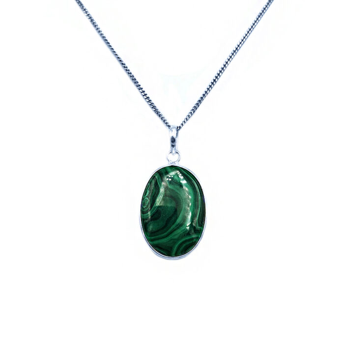 Χειροποίητο ασημένιο μενταγιόν Μαλαχίτης (οβάλ 2.5 Χ 1.8cm) – Ο λίθος του μετασχηματισμού