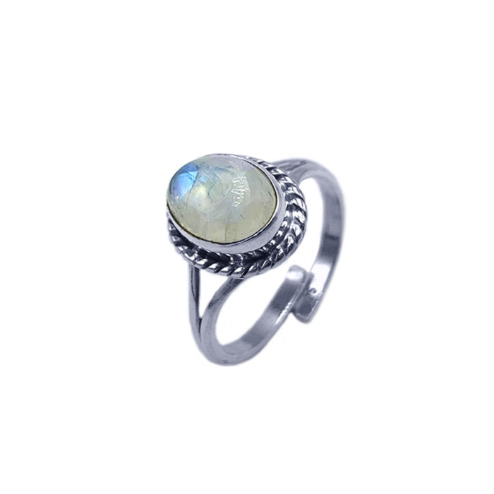 Χειροποίητο Ασημένιο δαχτυλίδι με Φεγγαρόπετρα (Moonstone) οβάλ (1,0 Χ 0,7cm) – Ο λίθος της διαίσθησης