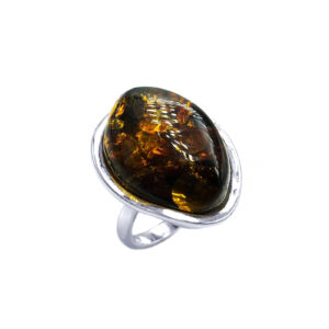 Χειροποίητο ασημένιο δαχτυλίδι με Κεχριμπάρι (2,3 Χ 1,7cm) – Ο αυτοκρατορικός λίθος