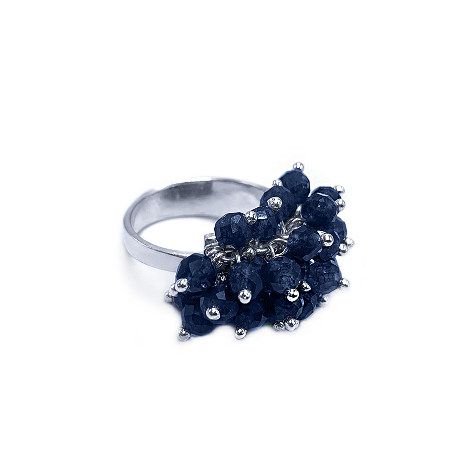 Χειροποίητο ασημένιο δαχτυλίδι με Ζαφείρι (4mm ταγέ) – Ο Βασιλικός πολύτιμος λίθος - Image 2