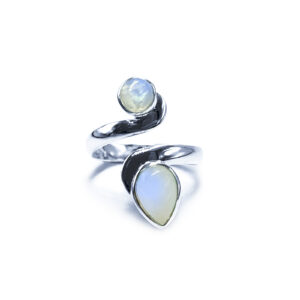 Χειροποίητο Ασημένιο Δαχτυλίδι με Φεγγαρόπετρα (Moonstone) διπλό – Ο λίθος της διαίσθησης